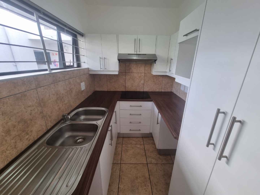 0 Bedroom Property for Sale in Sea Point Western Cape